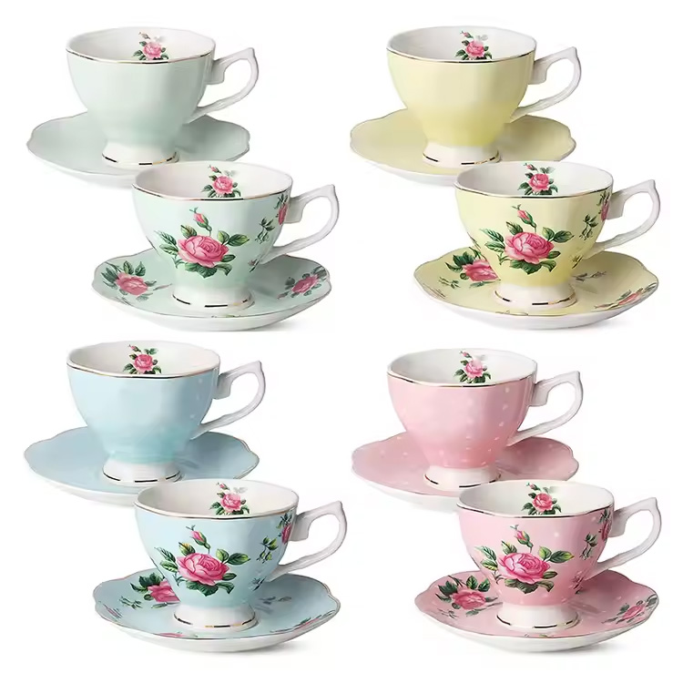 Bone China Floral Latte Moniväriset teekupit ja lautasarjat
